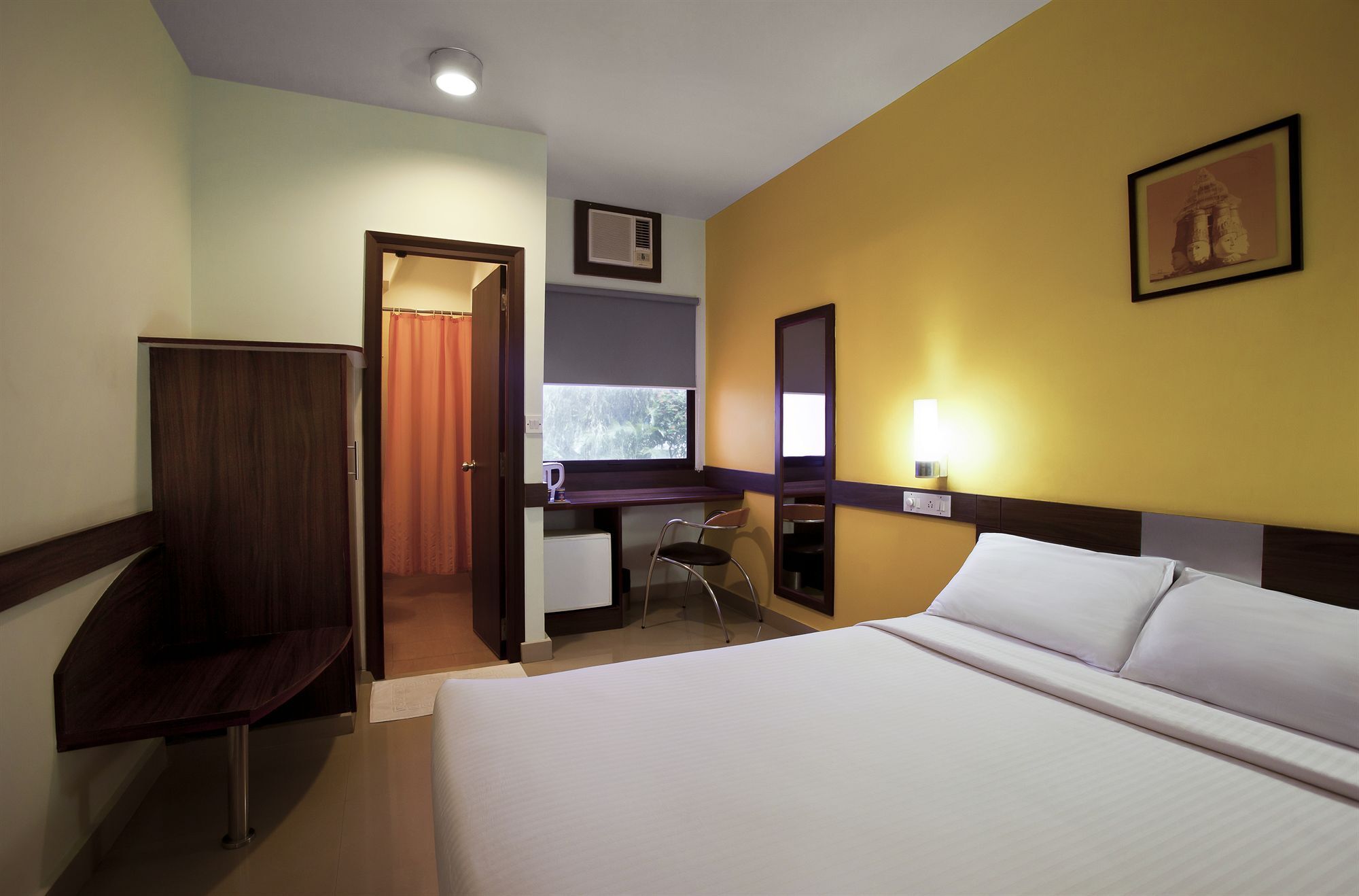Hotel Nashik Esterno foto